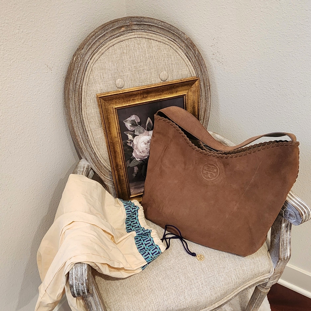 Tory Burch Classic Tan Suede Shoulder/ Hobo Bag - Picture 6 of 9